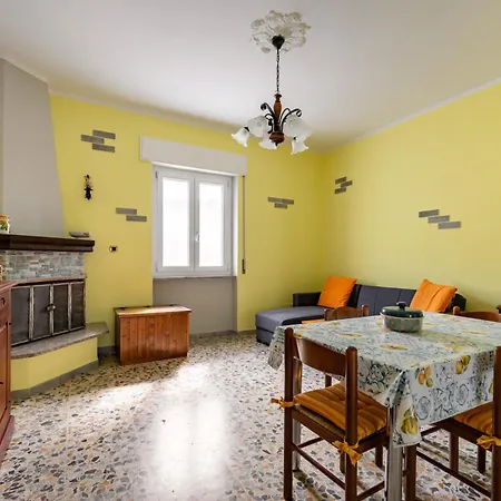 Guesthost - Beppe's House
