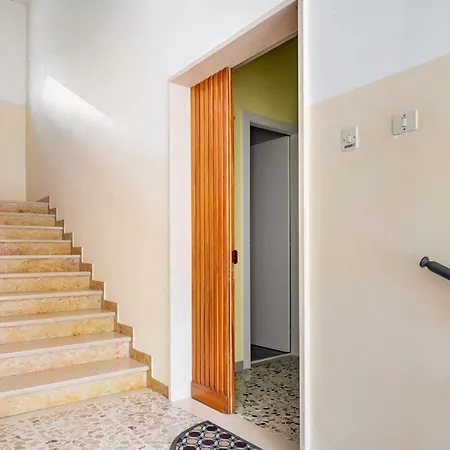 Guesthost - Beppe's House Pugliano